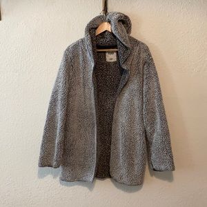 2 Victoria Secret PINK sherpas